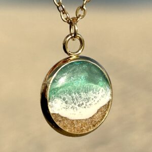 Colgante dorado “Lances”